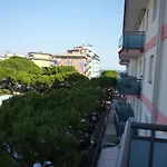 Lara Apartment *